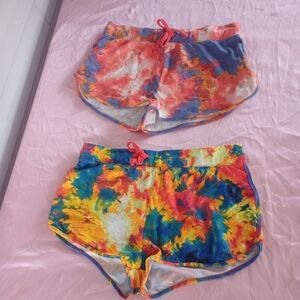 Set of 2 Urban Basics Dye Women's Shorts Sz. L